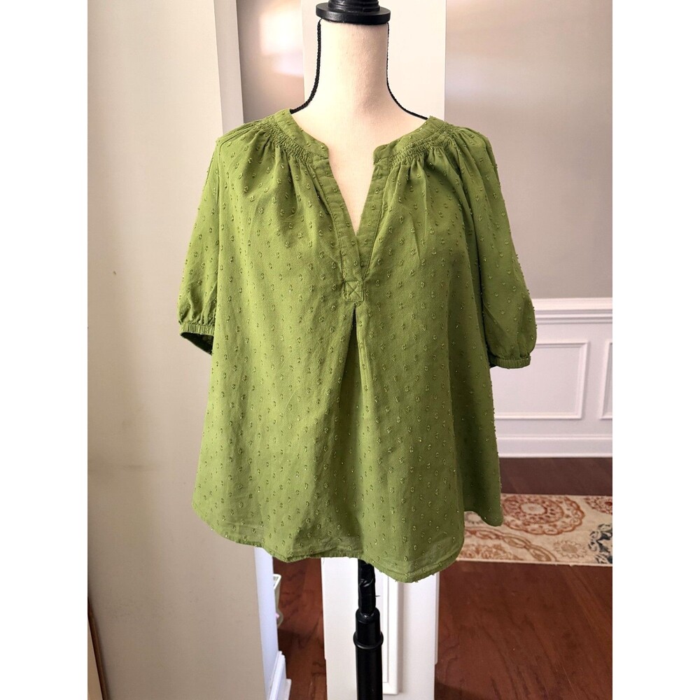 Crown & Ivy Short Sleeve V-Neck Cotton Top w/Smocking Detail Olive Green Sz 1X